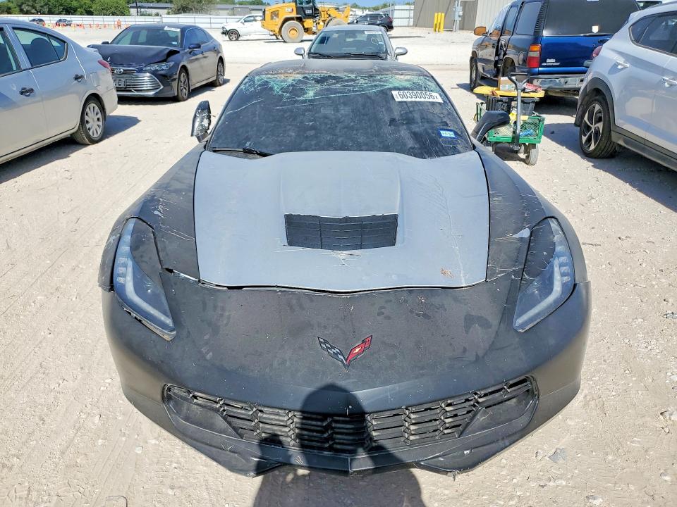 60390056 :رقم المزاد ، 1G1YB2D70F5124550 vin ، 2015 Chevrolet Corvette مزاد بيع