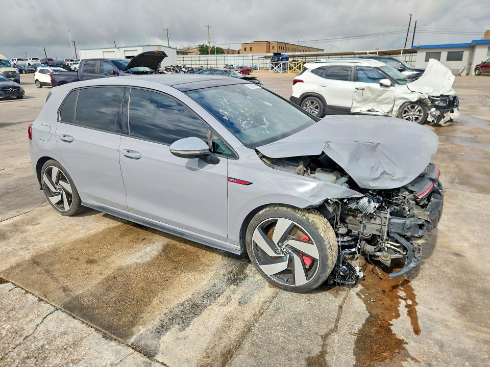 60782376 :رقم المزاد ، WVWN87CD8NW221131 vin ، 2022 Volkswagen Gti مزاد بيع
