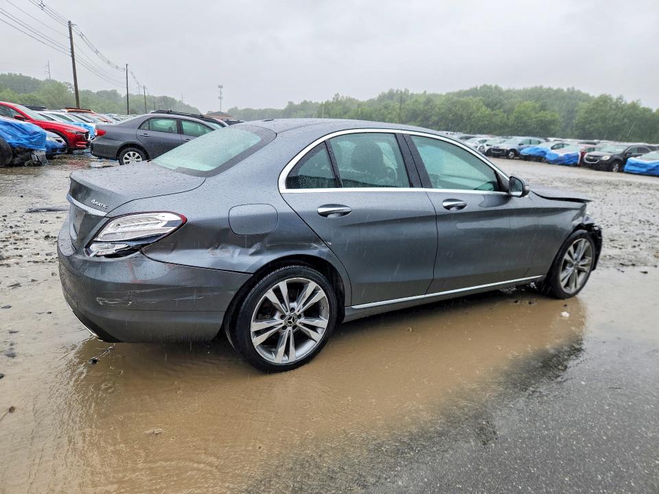 58703816 :رقم المزاد ، 55SWF4KBXJU242357 vin ، 2018 Mercedes-benz C مزاد بيع