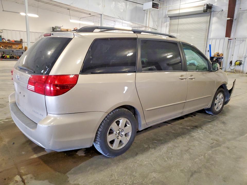61316436 :رقم المزاد ، 5TDZA22C04S094973 vin ، 2004 Toyota Sienna مزاد بيع