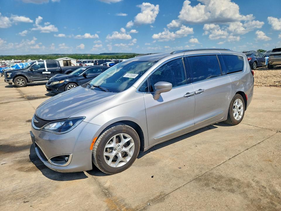 Продажа на аукционе авто 2018 Chrysler Pacifica, vin: 2C4RC1BG3JR219038, номер лота: 59735586