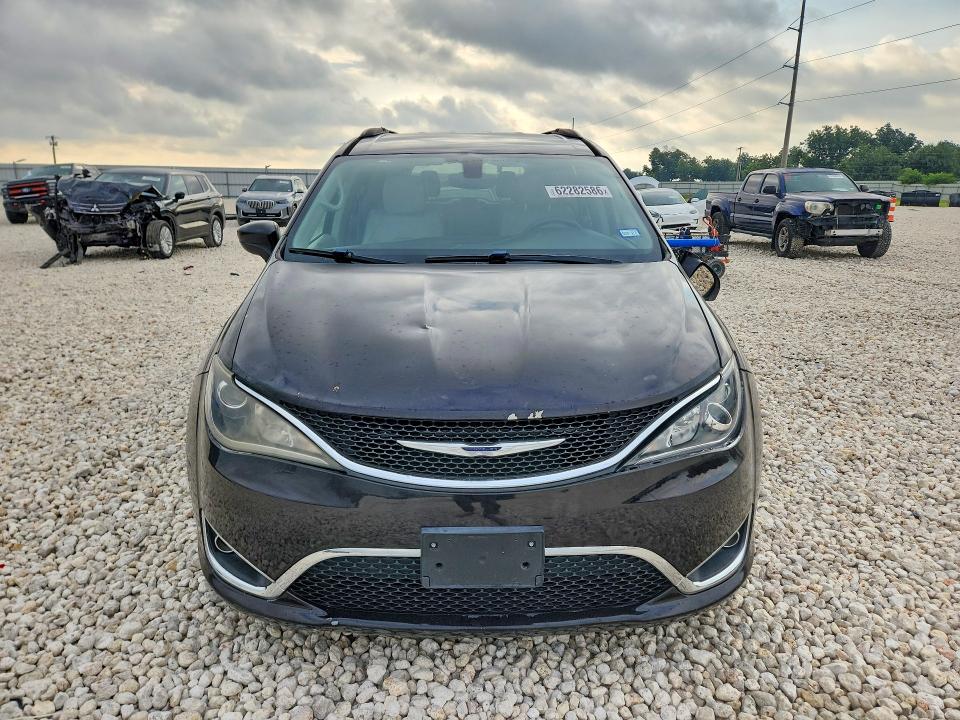 Продажа на аукционе авто 2017 Chrysler Pacifica, vin: 2C4RC1BG4HR603324, номер лота: 62282586
