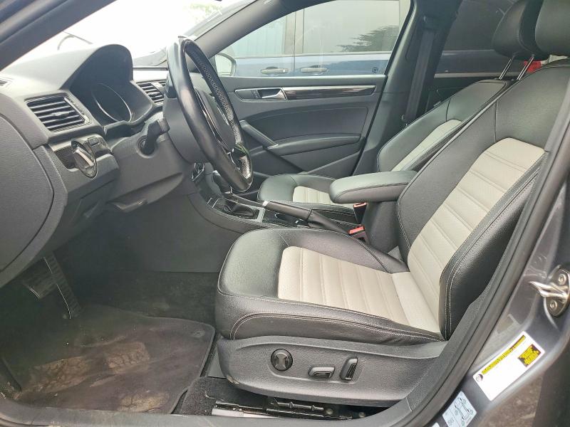 61223526 :رقم المزاد ، 1VWJM7A3XJC034714 vin ، 2018 Volkswagen Passat مزاد بيع