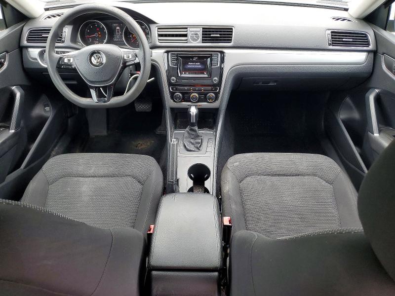 61725516 :رقم المزاد ، 1VWAT7A36HC077329 vin ، 2017 Volkswagen Passat مزاد بيع