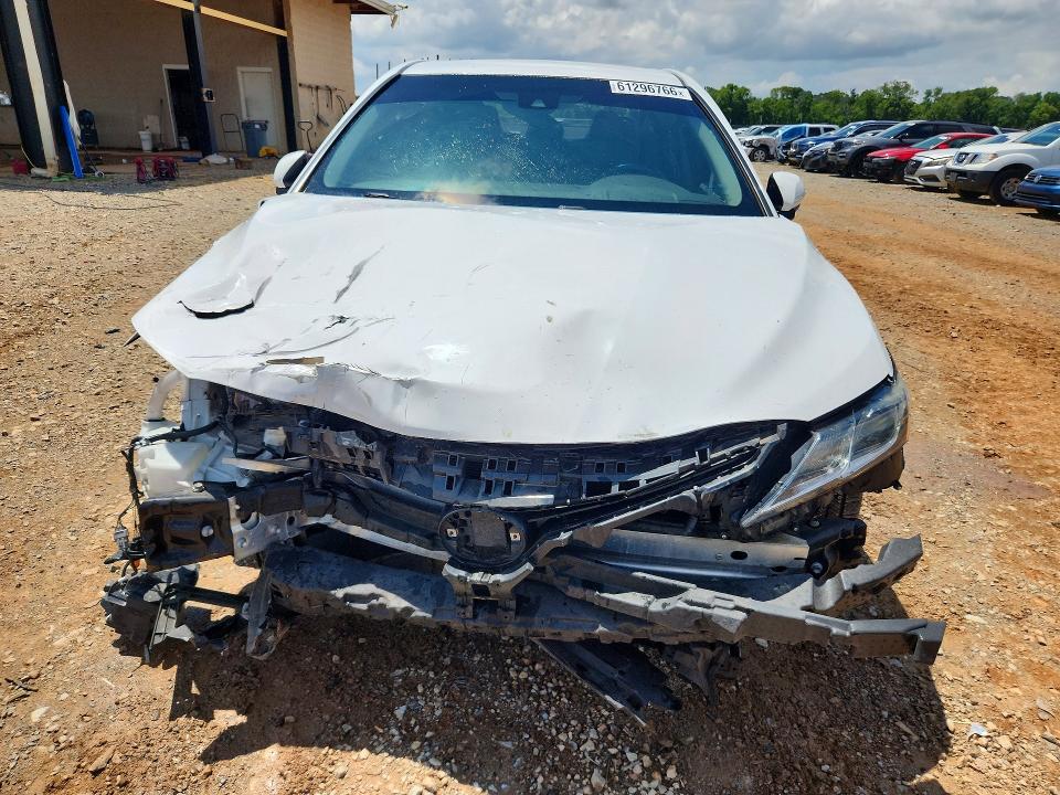 Auction sale of the 2018 Toyota Camry, vin: 4T1B11HK9JU007522, lot number: 61296766