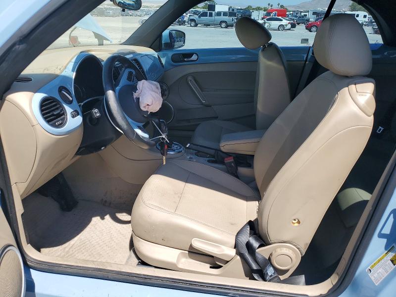 2015 Volkswagen Beetle მანქანა იყიდება აუქციონზე, vin: 3VW517AT9FM821119, აუქციონის ნომერი: 61349856