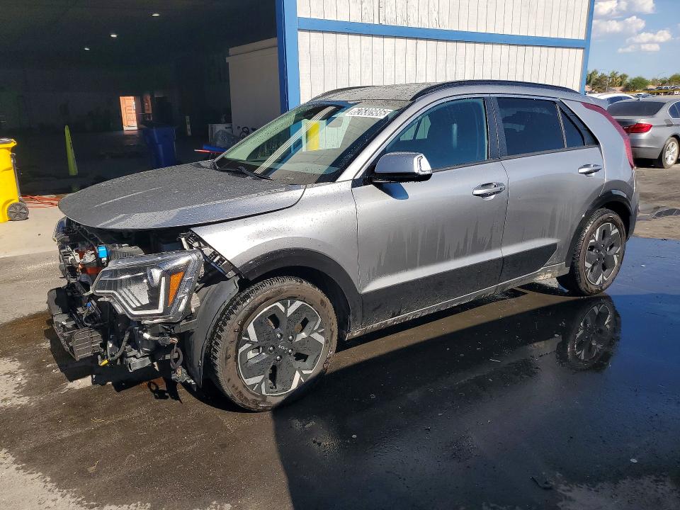 Продажа на аукционе авто 2023 Kia Niro, vin: KNDCR3L1XP5025591, номер лота: 62630986