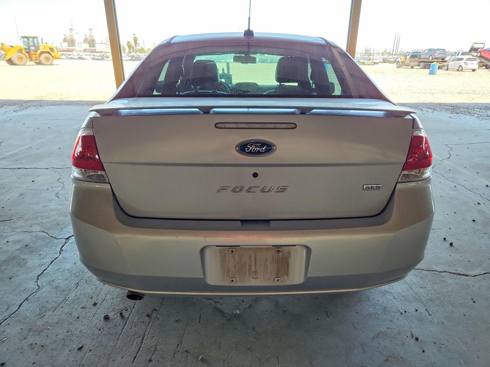 61347536 :رقم المزاد ، 1FAHP35N88W172411 vin ، 2008 Ford Focus مزاد بيع
