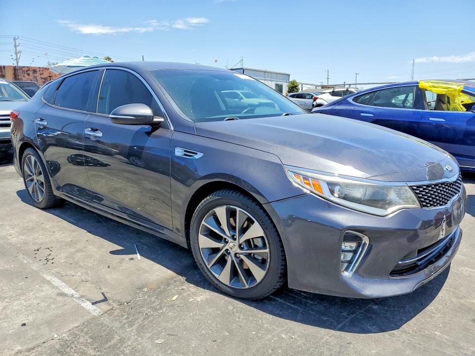 Aukcja sprzedaży 2018 Kia Optima, vin: 5XXGT4L38JG253828, numer aukcji: 61807946