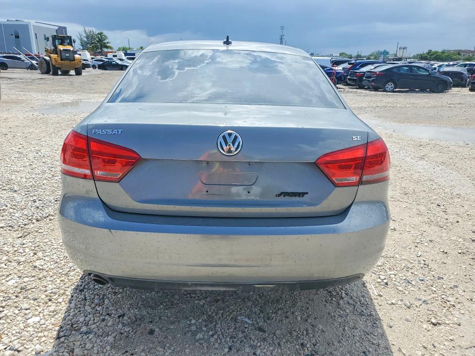 59991026 :رقم المزاد ، 1VWBH7A37DC104733 vin ، 2013 Volkswagen Passat مزاد بيع