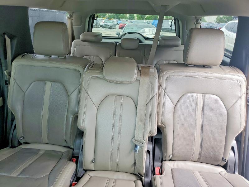 Auction sale of the 2019 Ford Expedition, vin: 1FMJK1KT8KEA42638, lot number: 61559006