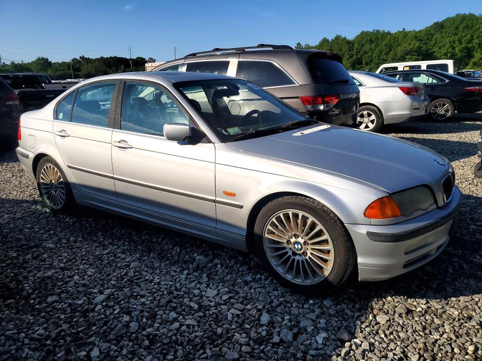 60298436 :رقم المزاد ، WBAAV53451FJ71274 vin ، 2001 Bmw 330 مزاد بيع