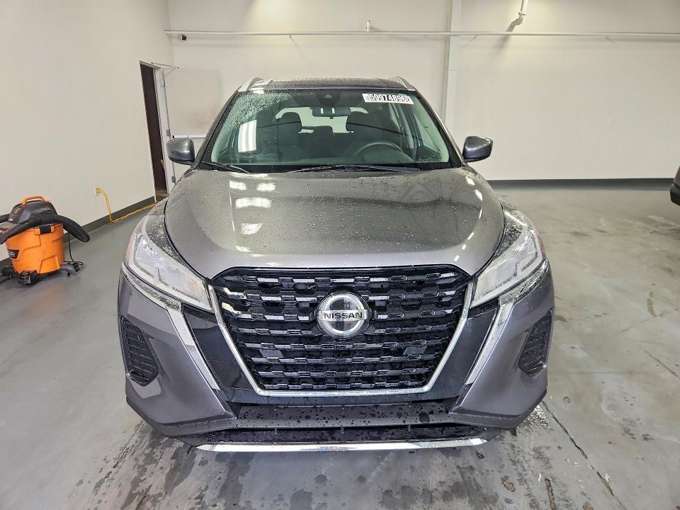 59974896 :رقم المزاد ، 3N1CP5CV7ML510015 vin ، 2021 Nissan Kicks مزاد بيع
