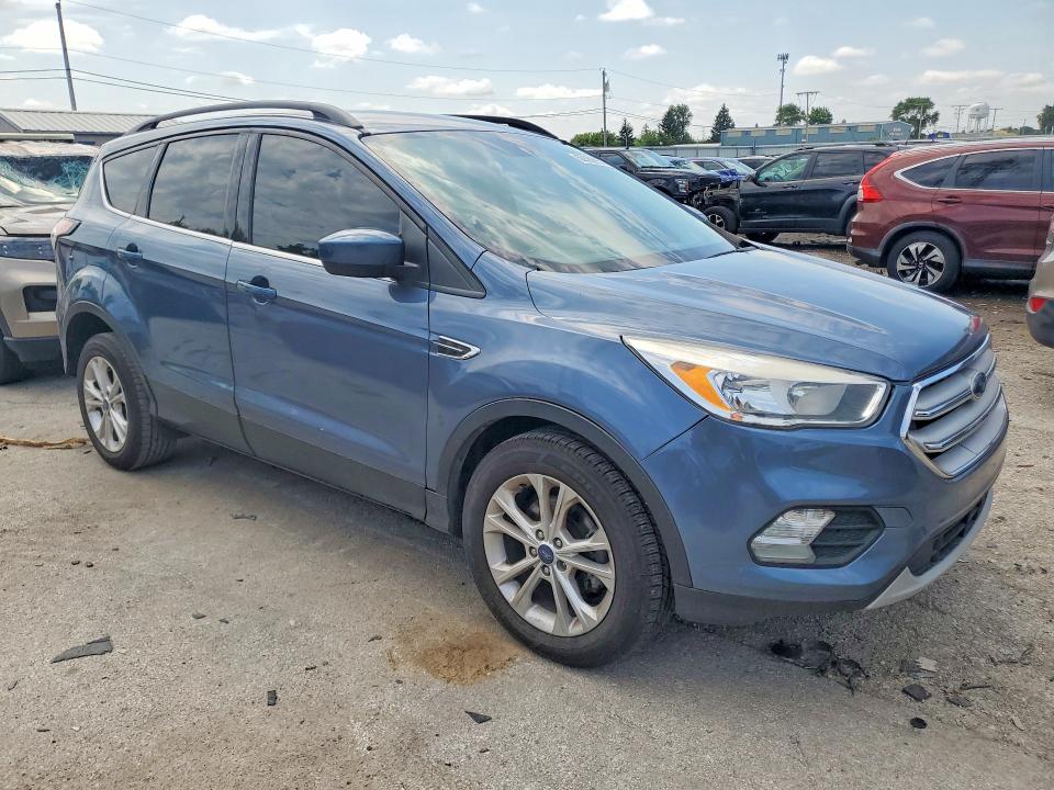 2018 Ford Escape მანქანა იყიდება აუქციონზე, vin: 1FMCU0GD2JUA52018, აუქციონის ნომერი: 60589656