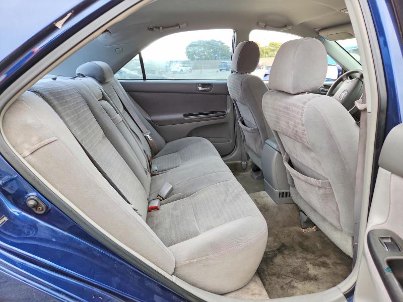 2005 Toyota Camry მანქანა იყიდება აუქციონზე, vin: 4T1BE30KX5U383485, აუქციონის ნომერი: 59259616