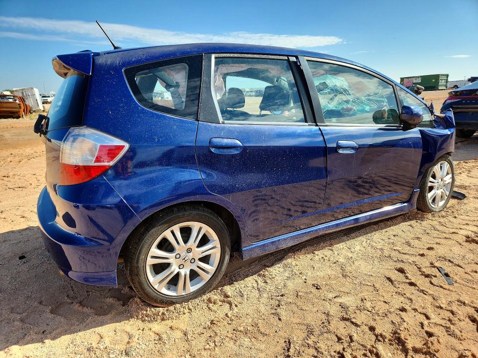 61202966 :رقم المزاد ، JHMGE8H46AC013694 vin ، 2010 Honda Fit مزاد بيع