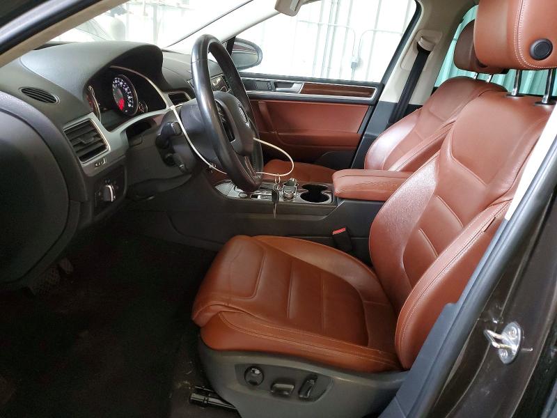 62696486 :رقم المزاد ، WVGEF9BP8FD006824 vin ، 2015 Volkswagen Touareg مزاد بيع
