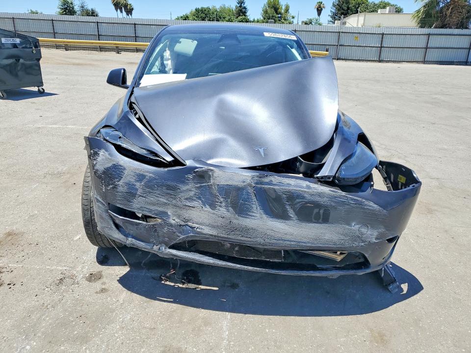 Auction sale of the 2025 Tesla Model Y, vin: 7SAYGDED7SF240686, lot number: 59832856