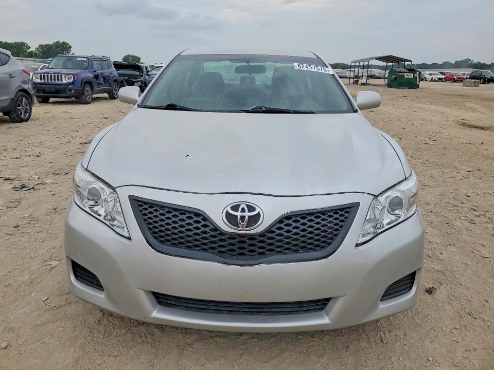 2010 Toyota Camry მანქანა იყიდება აუქციონზე, vin: 4T4BF3EK2AR055161, აუქციონის ნომერი: 62457576