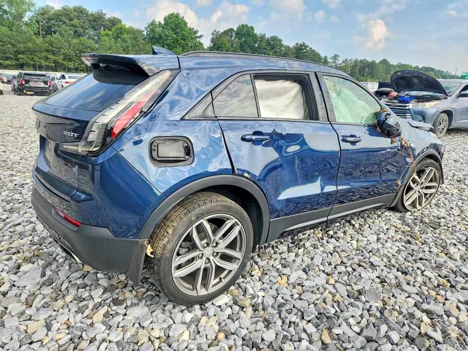 58929866 :رقم المزاد ، 1GYFZER45KF109034 vin ، 2019 Cadillac Xt4 مزاد بيع