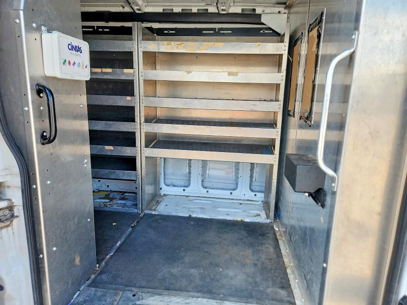 60620306 :رقم المزاد ، 1FTYE2CMXGKA08846 vin ، 2016 Ford Transit مزاد بيع