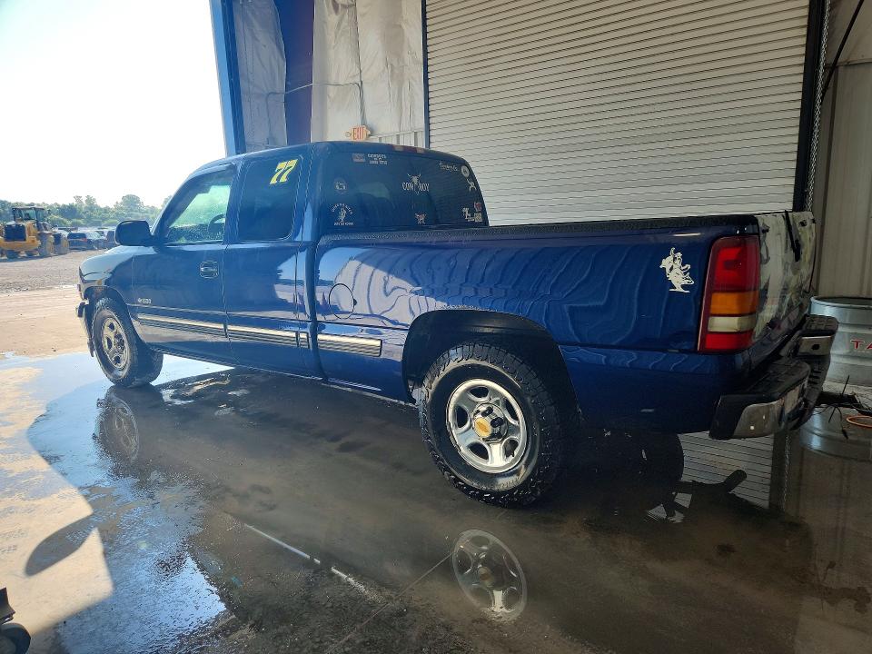 61022436 :رقم المزاد ، 2GCEC19V921282065 vin ، 2002 Chevrolet Silverado مزاد بيع