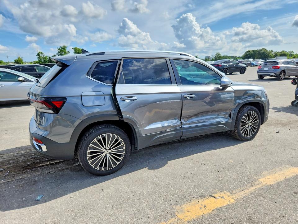 Продаж на аукціоні авто 2025 Volkswagen Taos, vin: 3VVSC7B2XSM008213, номер лоту: 62602456
