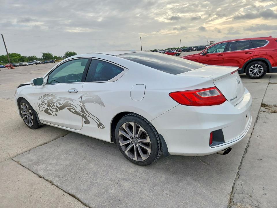 61048766 :رقم المزاد ، 1HGCT2B85FA003063 vin ، 2015 Honda Accord مزاد بيع