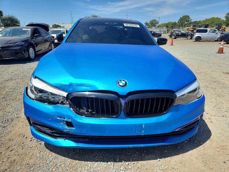 62343316 :رقم المزاد ، WBAJR3C08LWW67470 vin ، 2020 Bmw 530 مزاد بيع