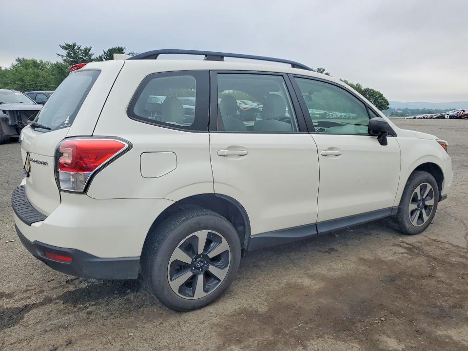 Продажа на аукционе авто 2018 Subaru Forester, vin: JF2SJABC0JH432580, номер лота: 61691426