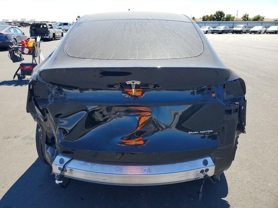 2023 Tesla Model Y მანქანა იყიდება აუქციონზე, vin: 7SAYGDEE8PF586519, აუქციონის ნომერი: 59786456