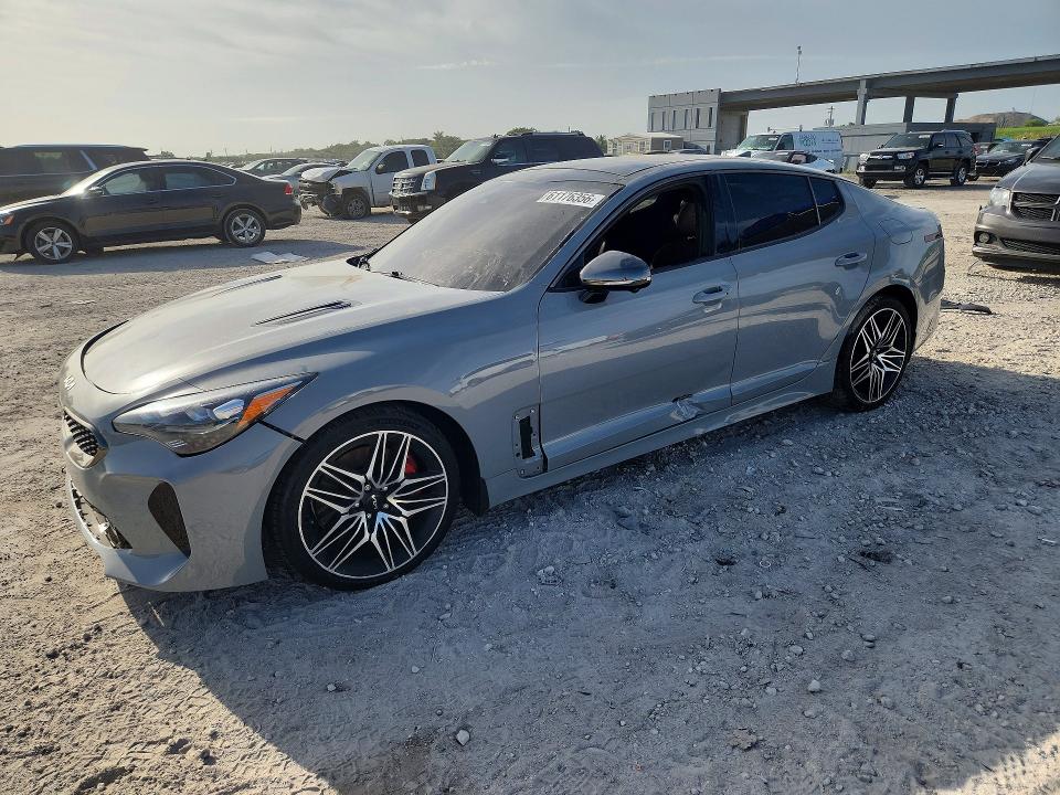 61176356 :رقم المزاد ، KNAE55LC3P6128571 vin ، 2023 Kia Stinger مزاد بيع