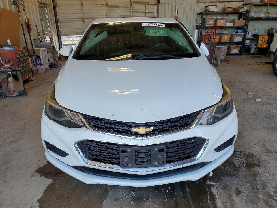 60121726 :رقم المزاد ، 1G1BE5SMXG7238181 vin ، 2016 Chevrolet Cruze مزاد بيع