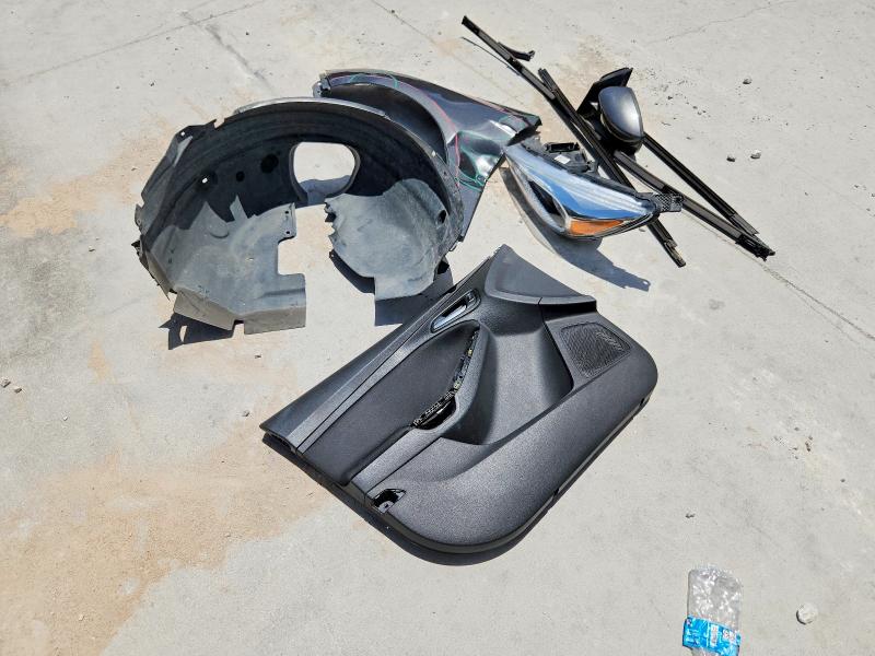 60899556 :رقم المزاد ، 1FADP3K24JL282534 vin ، 2018 Ford Focus مزاد بيع