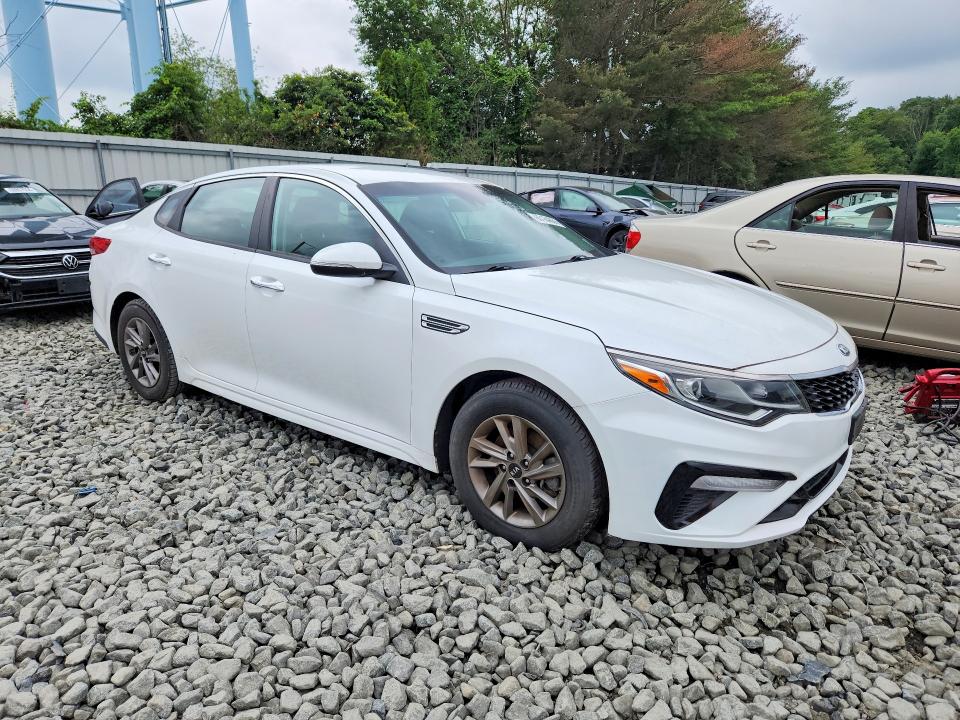 2020 Kia Optima მანქანა იყიდება აუქციონზე, vin: 5XXGT4L37LG384204, აუქციონის ნომერი: 60164866
