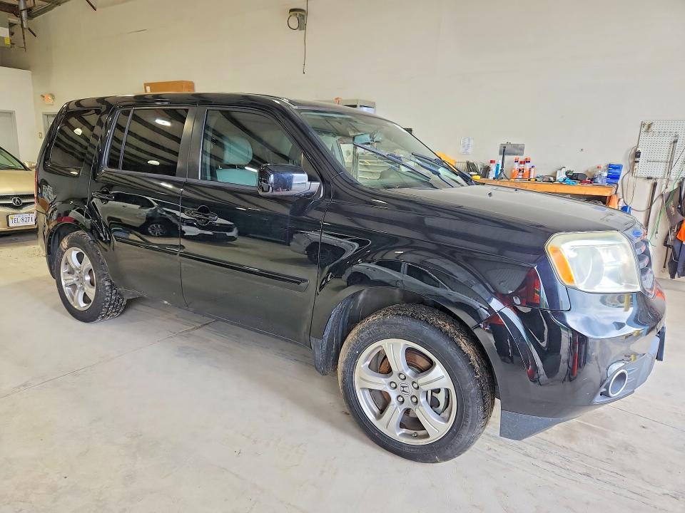 59640076 :رقم المزاد ، 5FNYF4H79FB019618 vin ، 2015 Honda Pilot Exl مزاد بيع