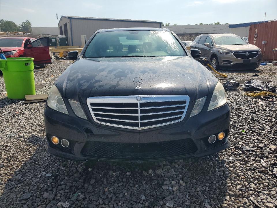 60380646 :رقم المزاد ، WDDHF5GB4AA045868 vin ، 2010 Mercedes-benz E مزاد بيع