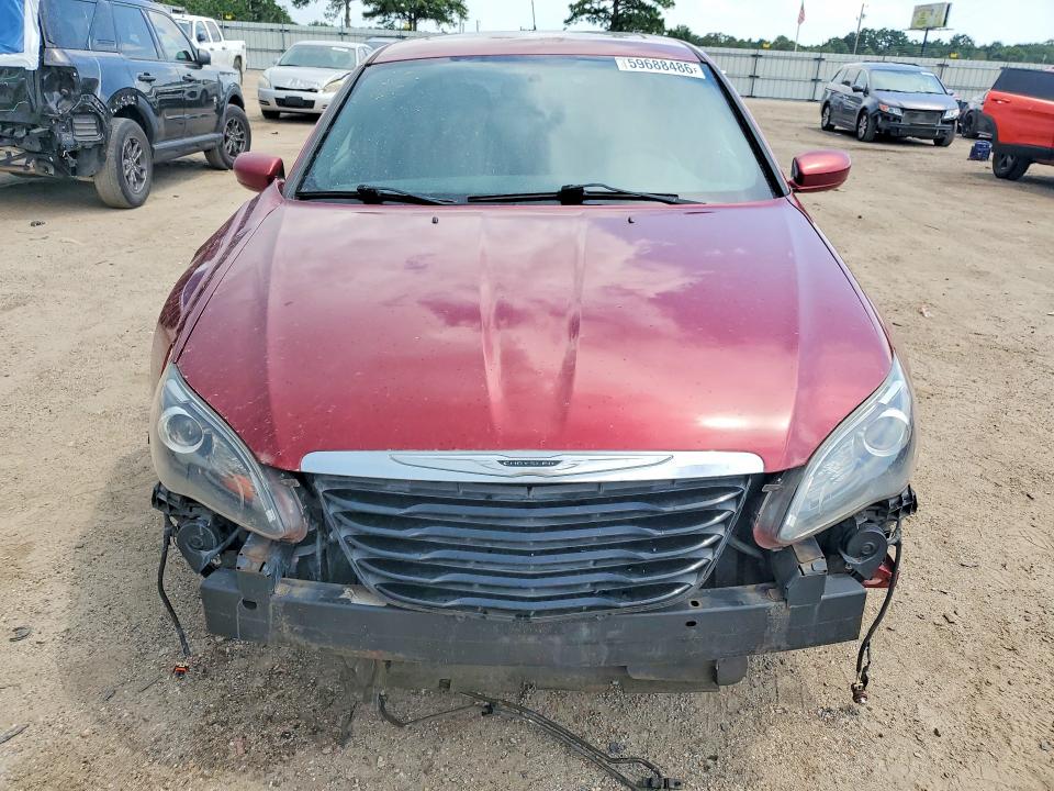 59688486 :رقم المزاد ، 1C3CCBCG9DN508098 vin ، 2013 Chrysler 200 مزاد بيع
