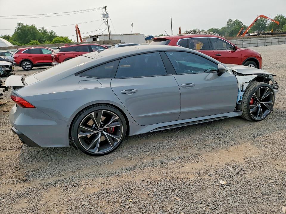 60406046 :رقم المزاد ، WUAPCBF23MN903894 vin ، 2021 Audi Rs7 مزاد بيع