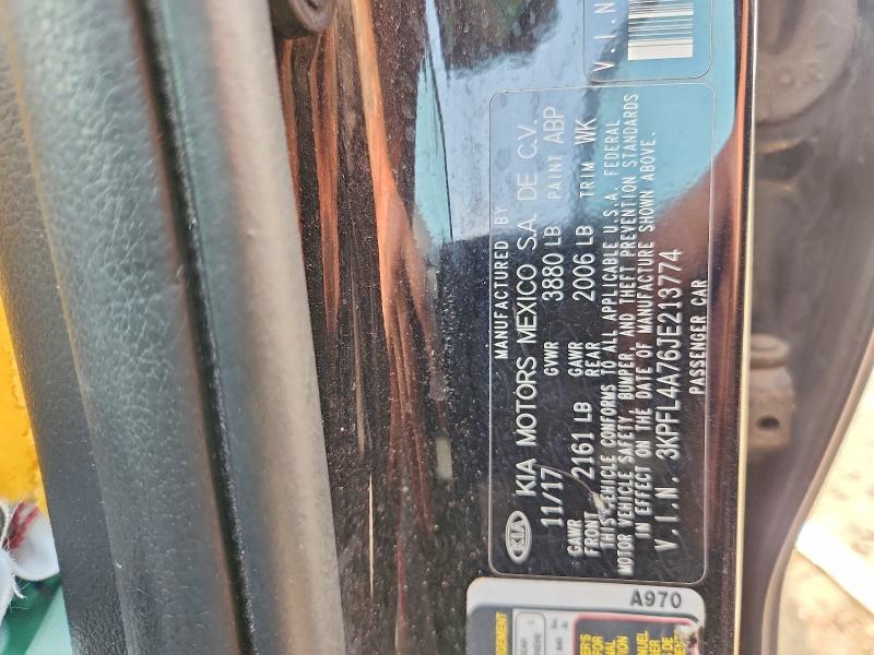61375066 :رقم المزاد ، 3KPFL4A76JE213774 vin ، 2018 Kia Forte مزاد بيع