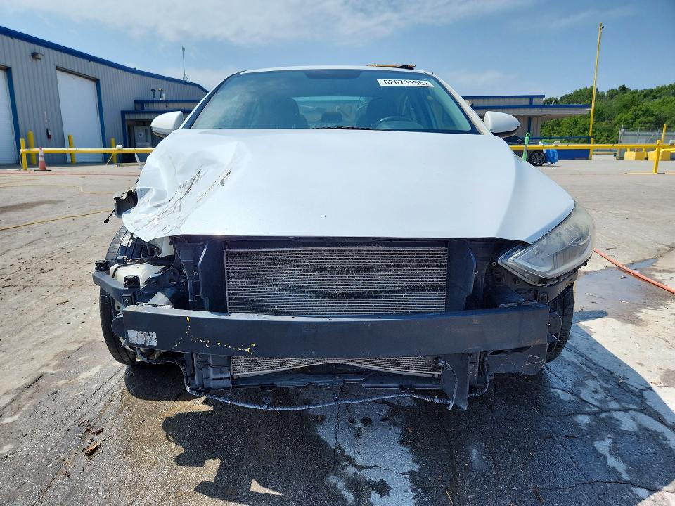 62873156 :رقم المزاد ، 5NPD84LFXJH231042 vin ، 2018 Hyundai Elantra مزاد بيع