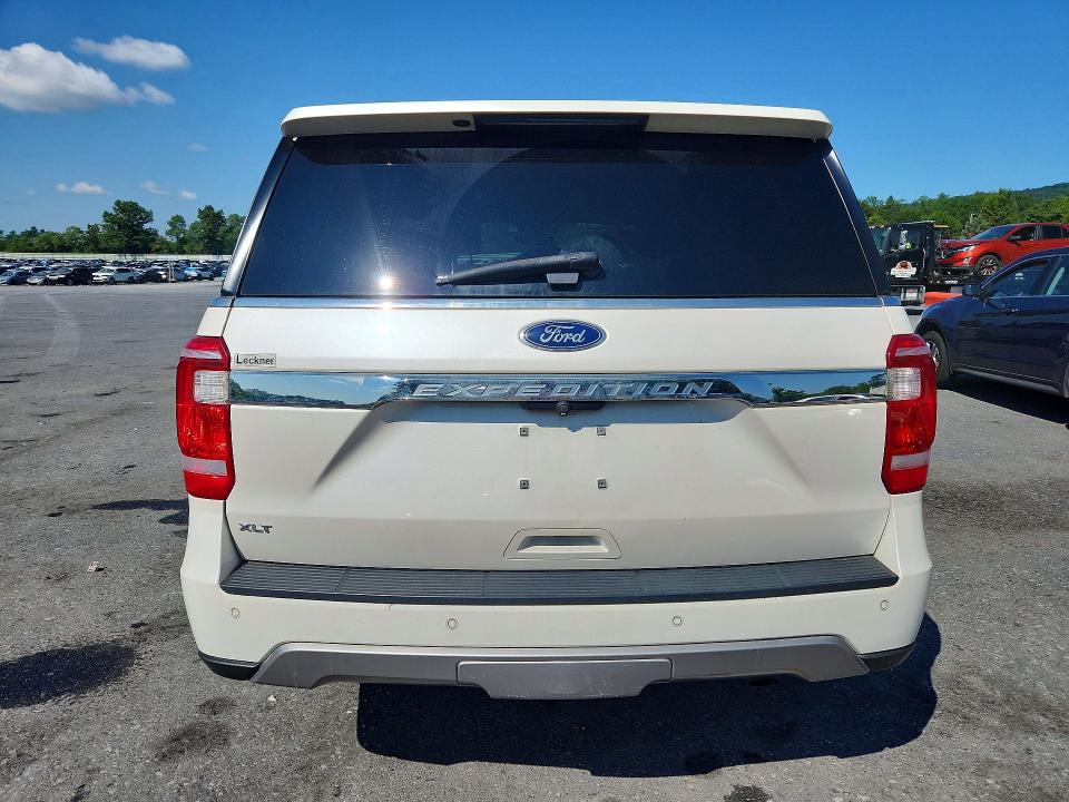 Продажа на аукционе авто 2018 Ford Expedition, vin: 1FMJU1JT8JEA27566, номер лота: 63333516