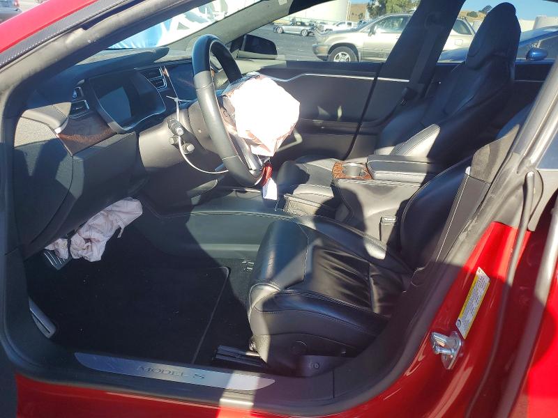 62323456 :رقم المزاد ، 5YJSA1E25HF197167 vin ، 2017 Tesla Model S مزاد بيع