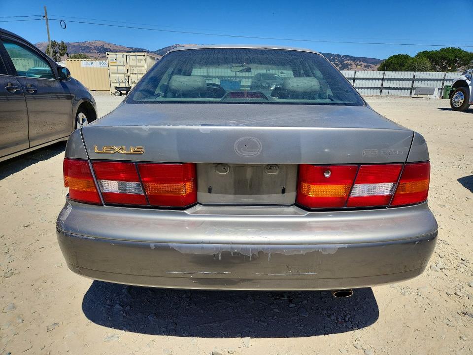 1997 Lexus Es მანქანა იყიდება აუქციონზე, vin: JT8BF22G6V0044541, აუქციონის ნომერი: 63004756