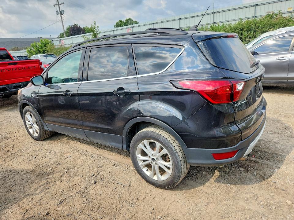 2019 Ford Escape მანქანა იყიდება აუქციონზე, vin: 1FMCU9HD2KUB32469, აუქციონის ნომერი: 61660476
