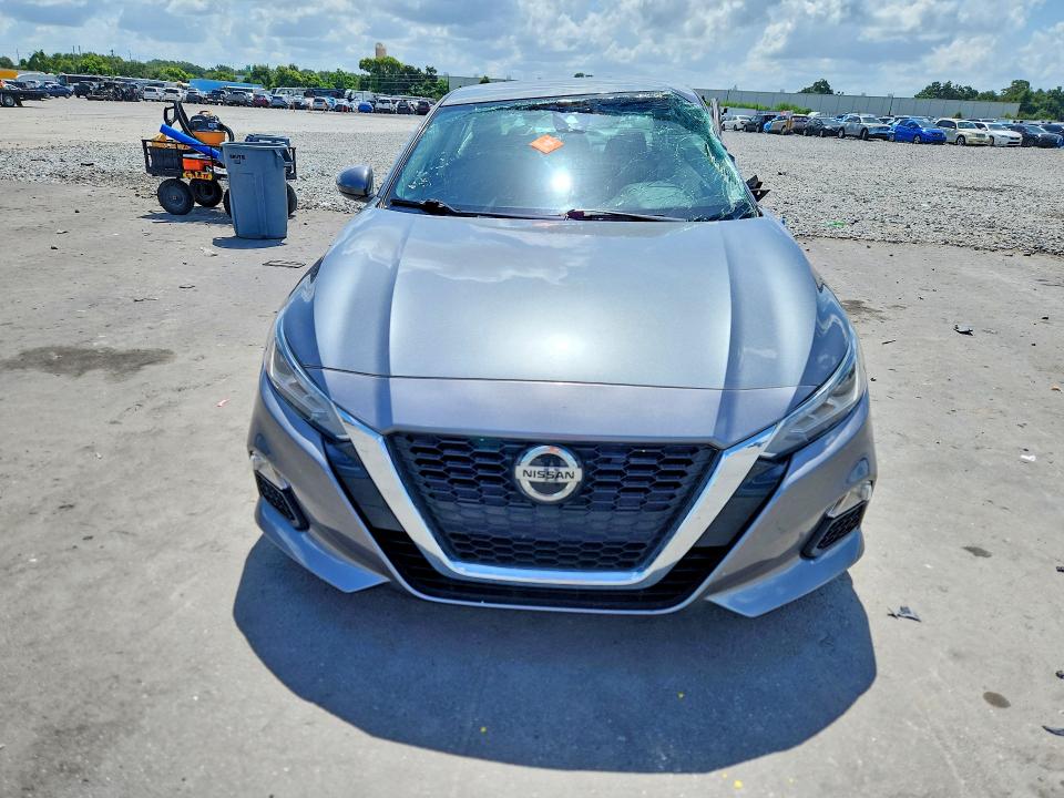 Продажа на аукционе авто 2022 Nissan Altima, vin: 1N4BL4DVXNN399979, номер лота: 61053986