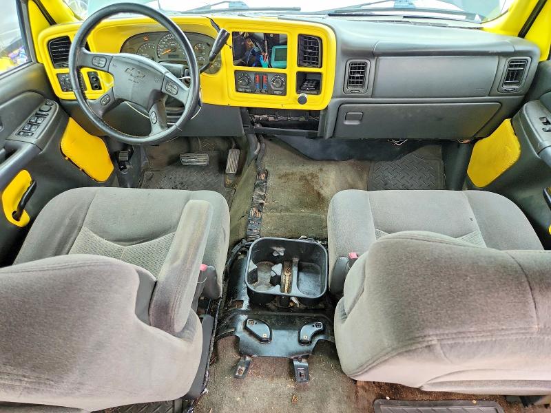 61026366 :رقم المزاد ، 2GCEC13T951231483 vin ، 2005 Chevrolet Silverado مزاد بيع