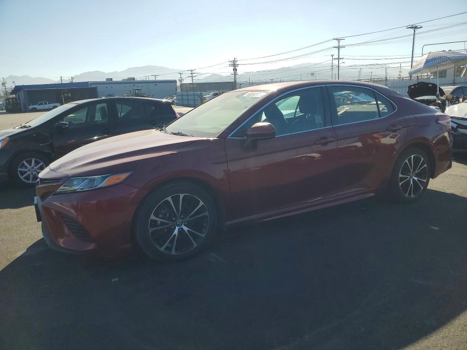 2018 Toyota Camry მანქანა იყიდება აუქციონზე, vin: 4T1B11HK9JU556797, აუქციონის ნომერი: 60053516