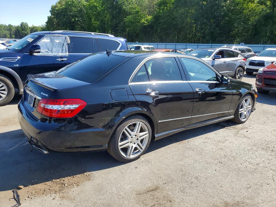 62132556 :رقم المزاد ، WDDHF8HB8AA253848 vin ، 2010 Mercedes-benz E مزاد بيع