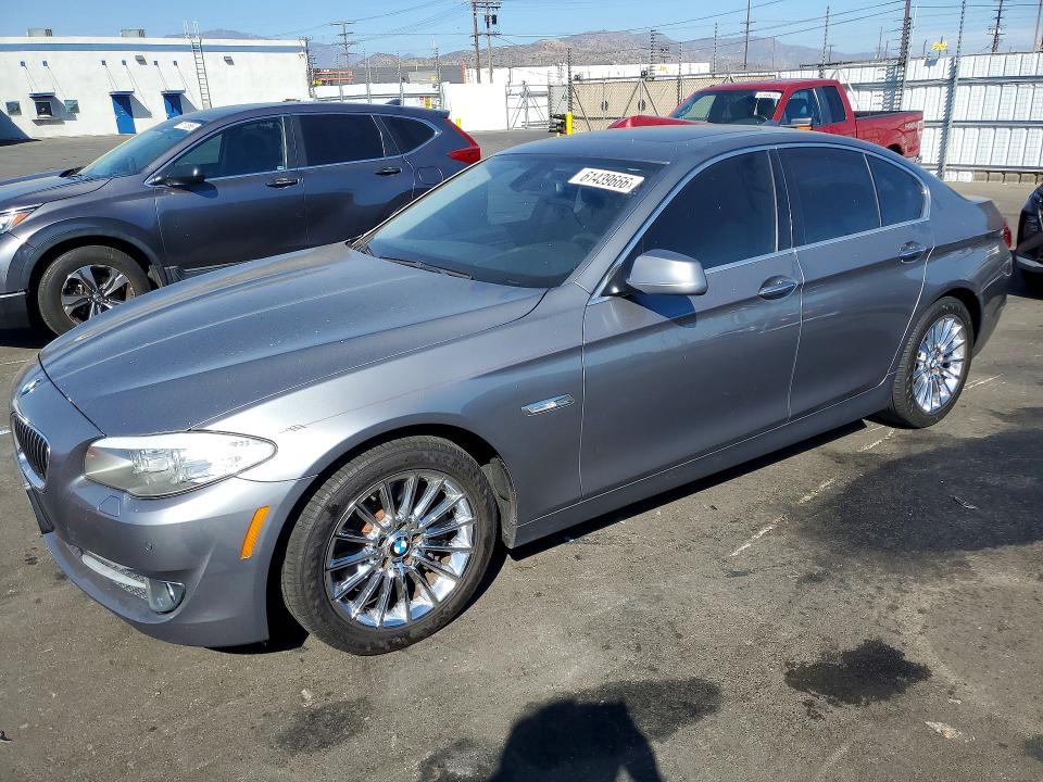 61439666 :رقم المزاد ، WBAFR7C52CC812299 vin ، 2012 Bmw 535 مزاد بيع